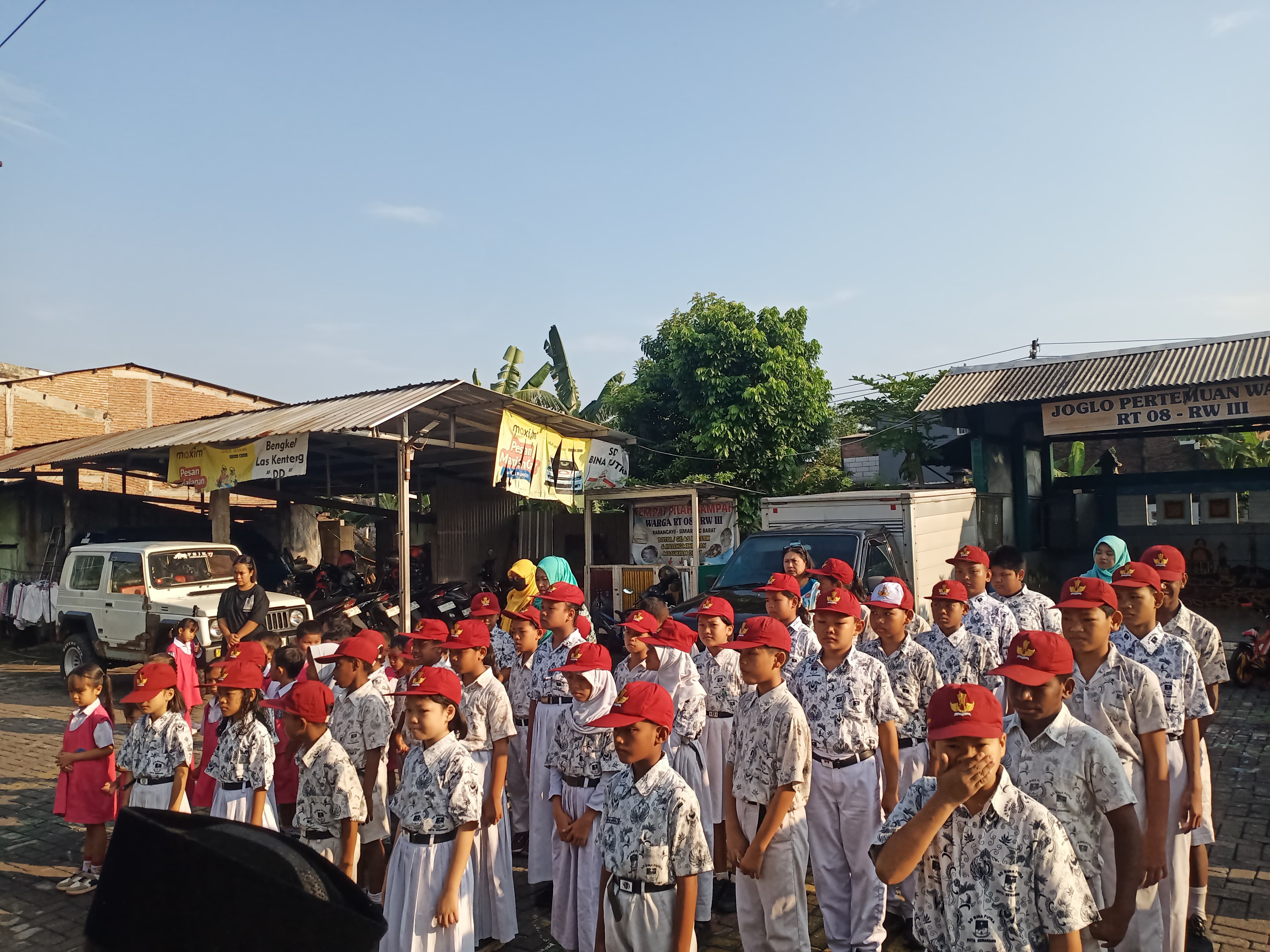 Upacara Hardiknas 4